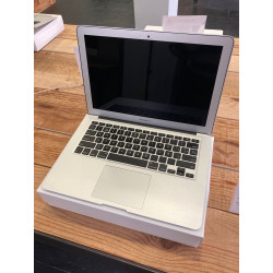 MacBook Air 13" i5 - 4GB RAM (2012)